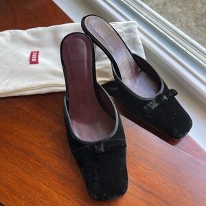 STAUD black velvet kitten heels